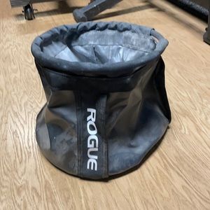 Rogue chalk bag